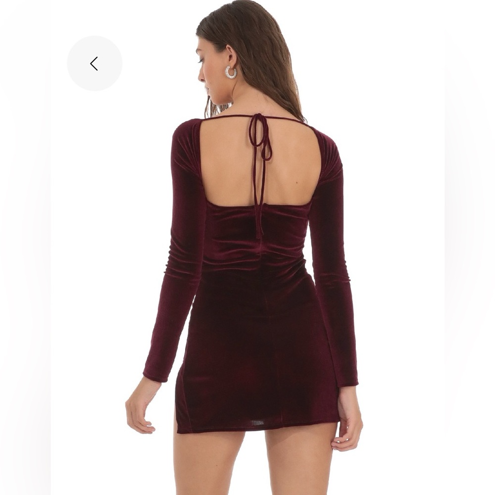 Lucy in the Sky - Square neck velvet dress in burgundy Small